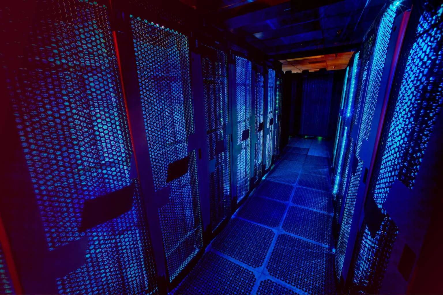 dust accumulation inside server rack affecting airflow and cooling performance in data centre
